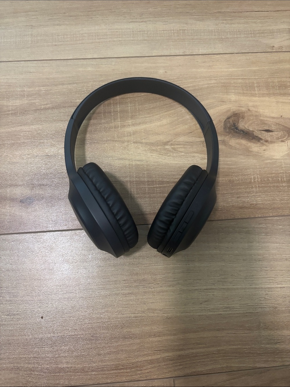 Wireless Over-Ear Headphones - Black